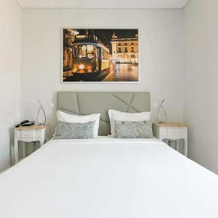 Отель Grande Pensao Residencial Alcobia Лиссабон