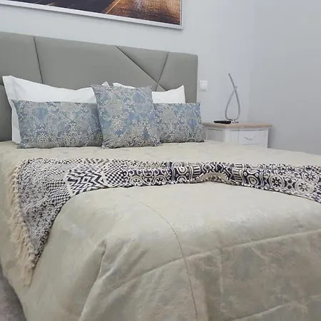 阿露比雅格兰德盘沙住宅酒店 酒店 Lisboa