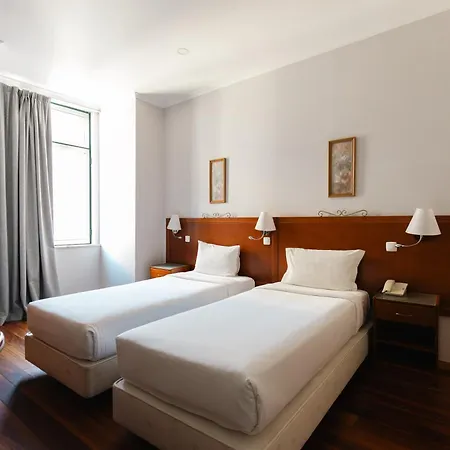 阿露比雅格兰德盘沙住宅酒店 * Lisboa