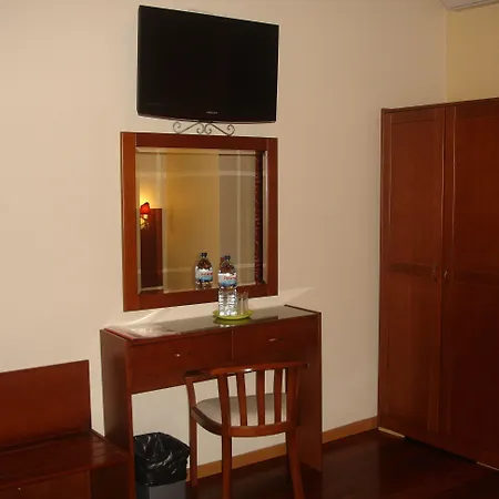 阿露比雅格兰德盘沙住宅酒店 Lisboa