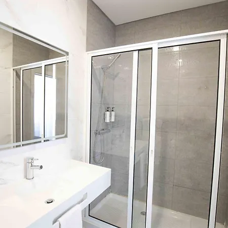 阿露比雅格兰德盘沙住宅酒店 Lisboa