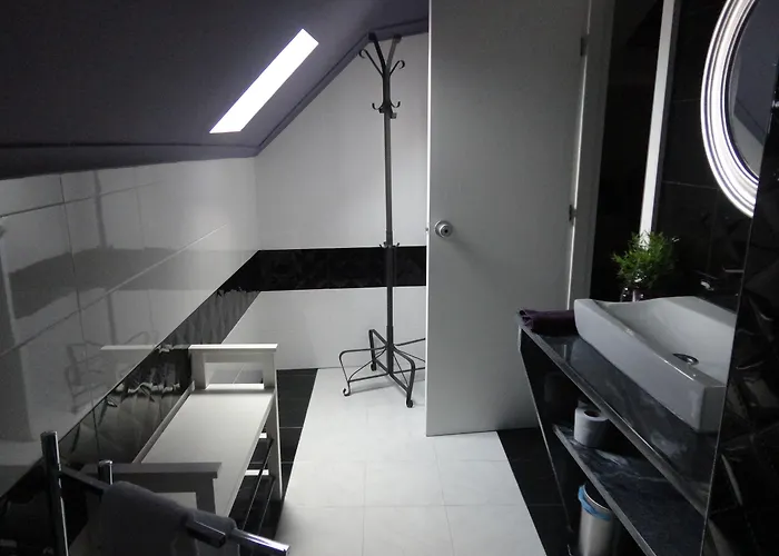 Grande Pensao Residencial Alcobia