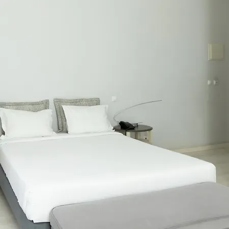 Grande Pensao Residencial Alcobia מלון